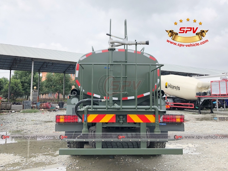 6X6 Water Sprinker Truck Sinotruk - B